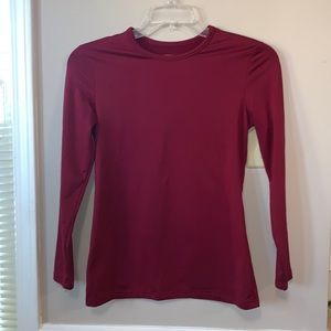 Thermajane Woman’s S Burgundy Soft Cold Weather Tee